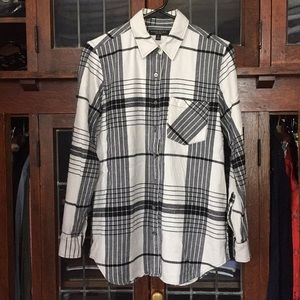 Banana Republic Ivory & Black Flannel